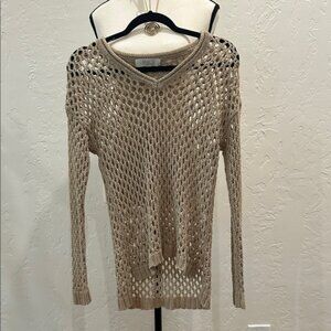 Olive & Oak V-Neck Open-Knit Sweater in Beige   JT